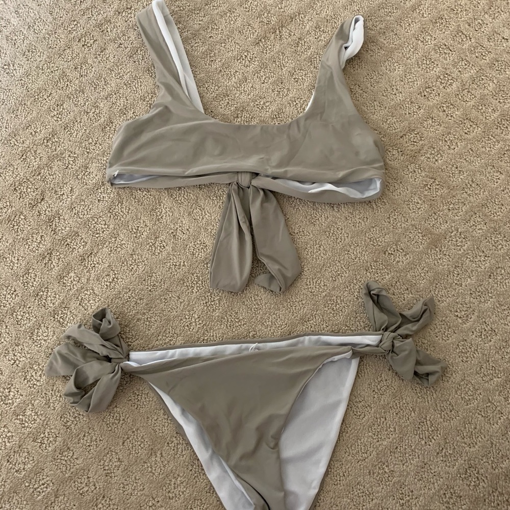 BECCA Bikini Set